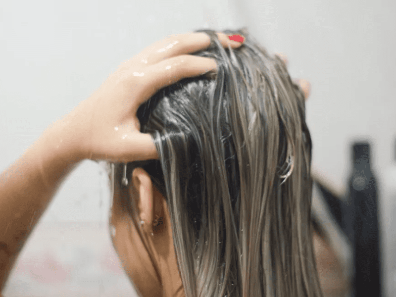 Selecting The Best Serum For Human Hair Extensions: 5 Tips 14 best serum for human hair extensions 11